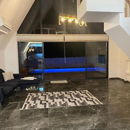 Isik Villa Kas